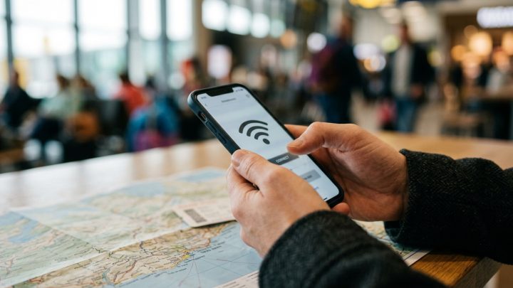 10 Digitale checks voor je op vakantie gaat: zo zorg je voor veilig internet