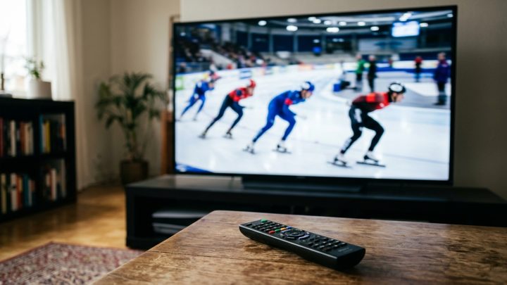 Schaatsen kijken in het buitenland: live en gratis via de NOS en meer